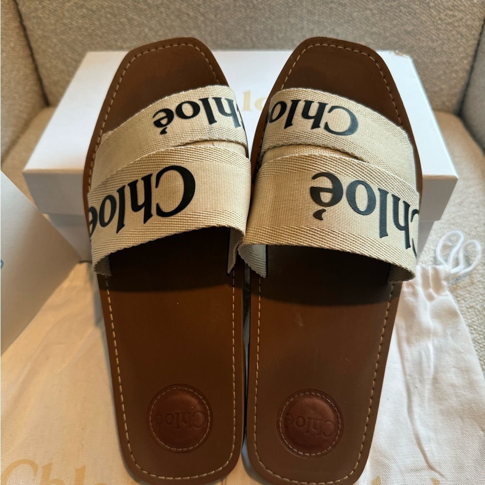 Chloe Woody Flat slides/cream and black/Size: 42W